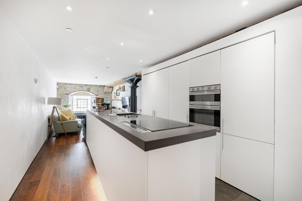 Luxury 2 Bed Apartment In Historic Royal William Yard Plymouth Luaran gambar